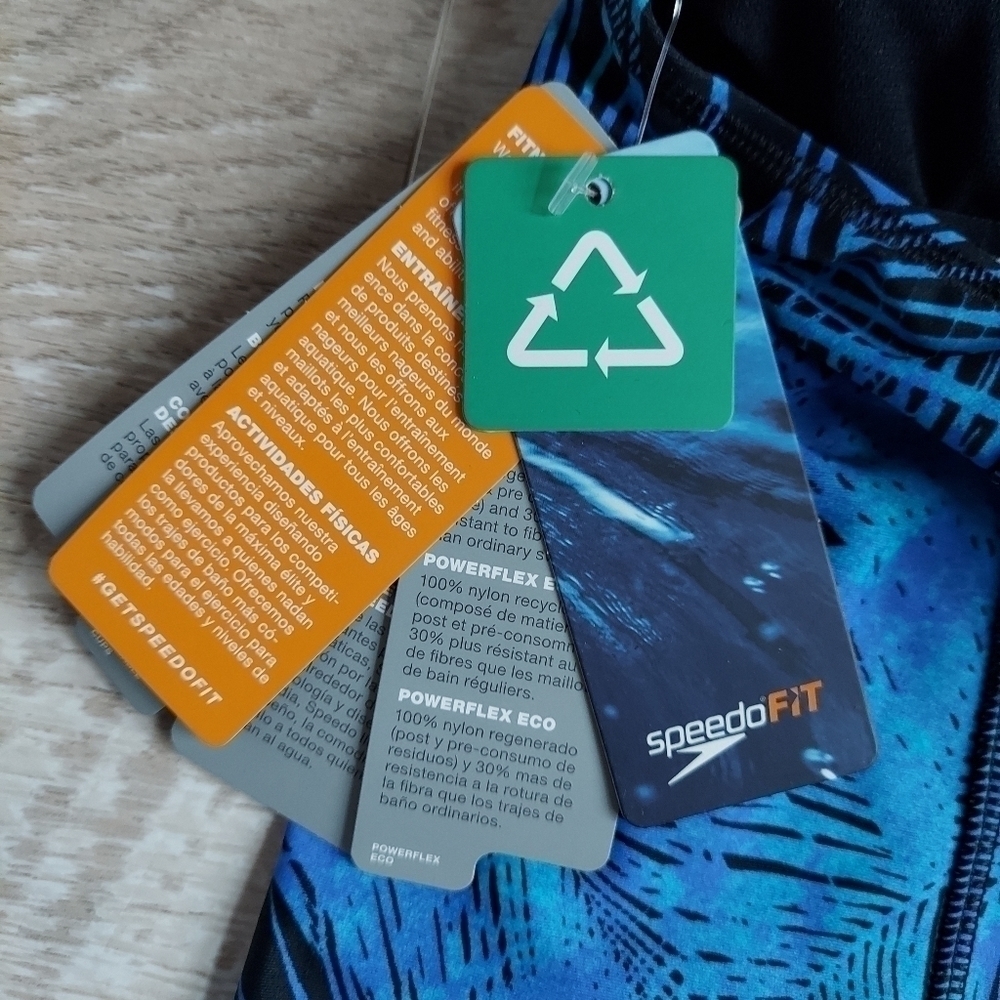 Speedo Fit Racer Back Top - Picture 8 of 14